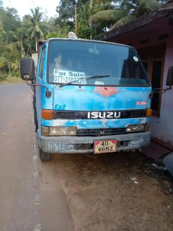 Isuzu Tipper 1979 Lorry (Used)