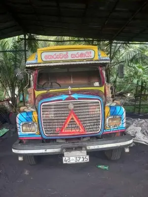 Tata 1210 1993 Lorry (Used)