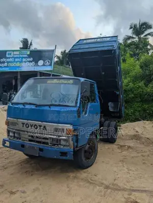 Toyota Dyna 1994 Lorry (Used)