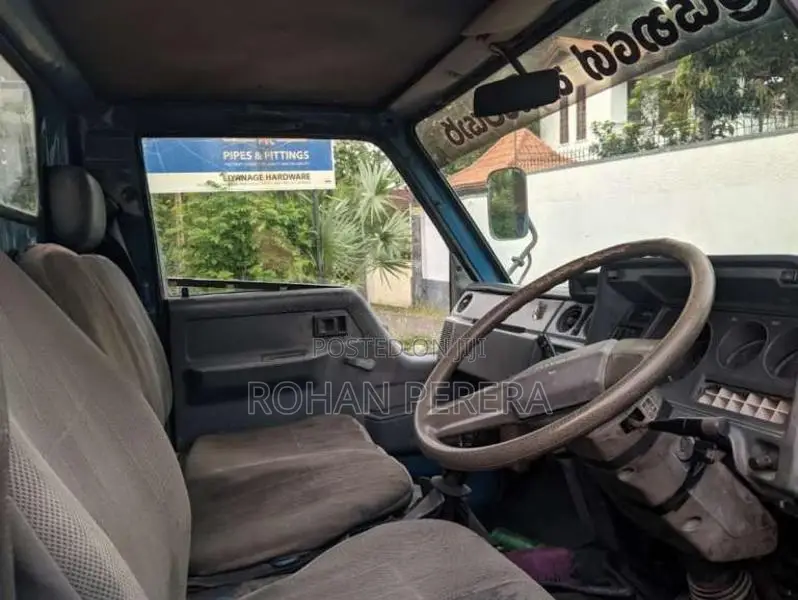 Toyota Dyna 1994 Lorry (Used)