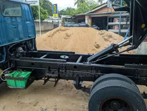 Toyota Dyna 1994 Lorry (Used)