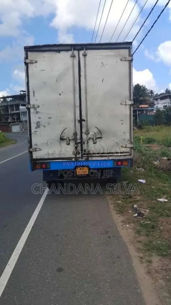 Mitsubishi Canter 1993 Lorry (Used)
