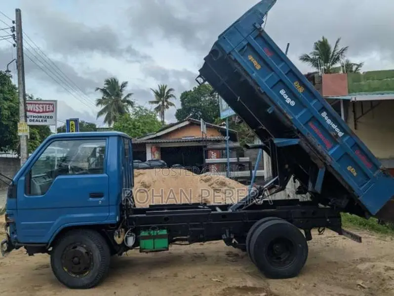 Toyota Dyna 1994 Lorry (Used)