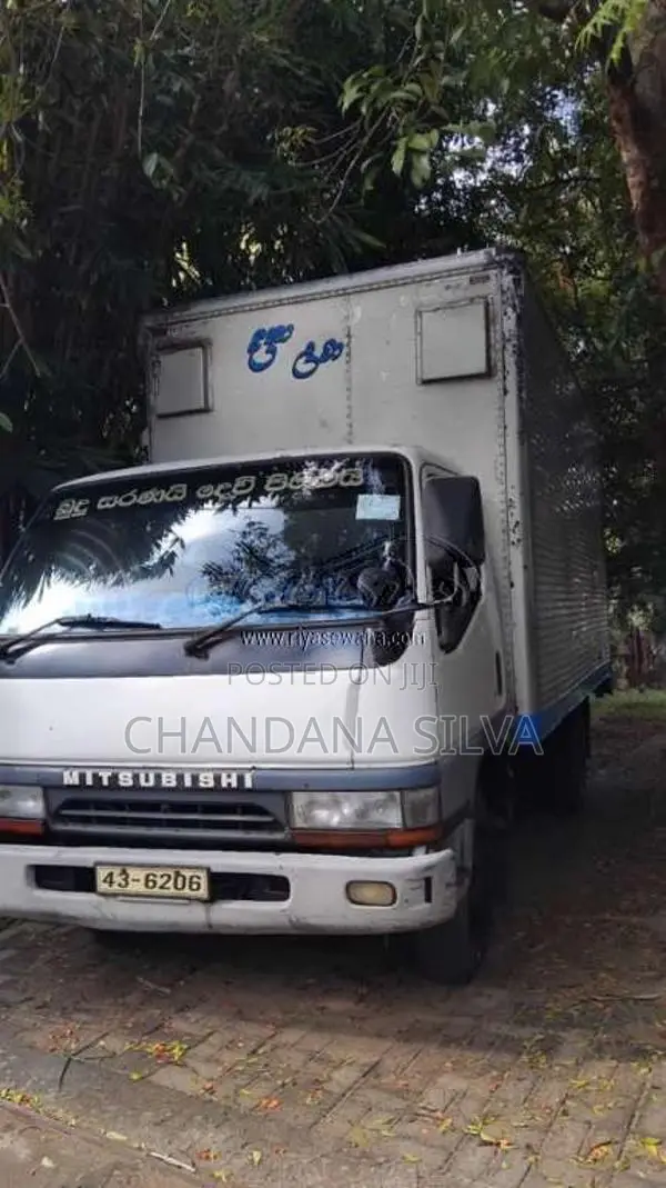 Mitsubishi Canter 1993 Lorry (Used)