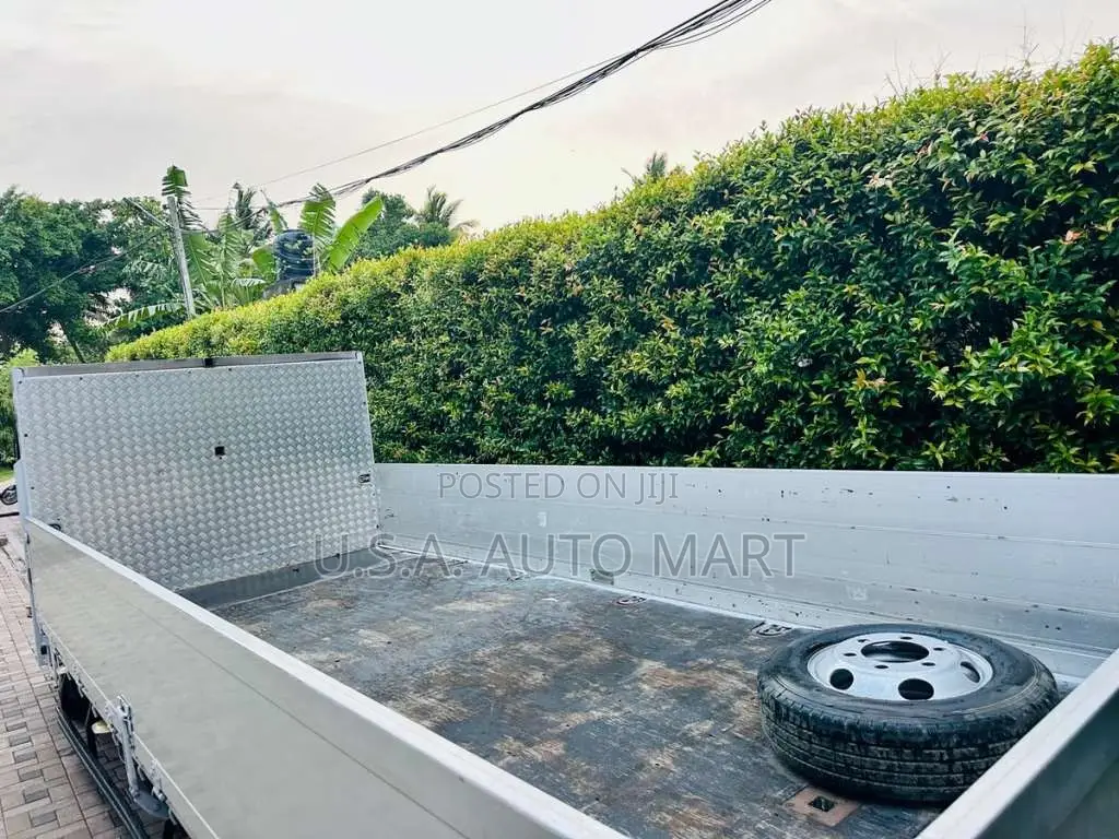 Isuzu ELF 2018 Lorry Unregistered (Recondition)