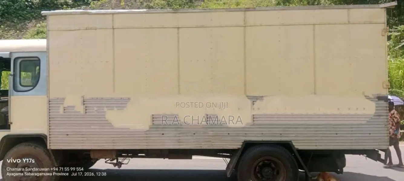 Ashok-Leyland Comet 1998 Lorry (Used)