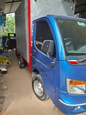 Tata Dimo Batta 2014 Lorry (Used)