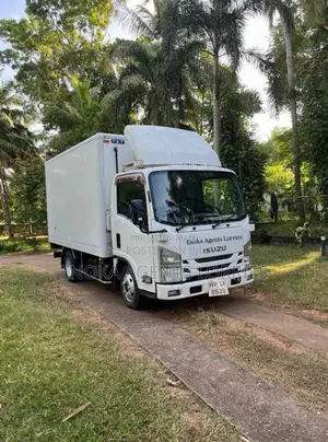 Isuzu 10.5ELF 2016 Lorry (Used)