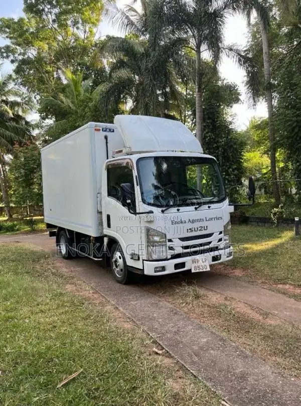 Isuzu 10.5ELF 2016 Lorry (Used)