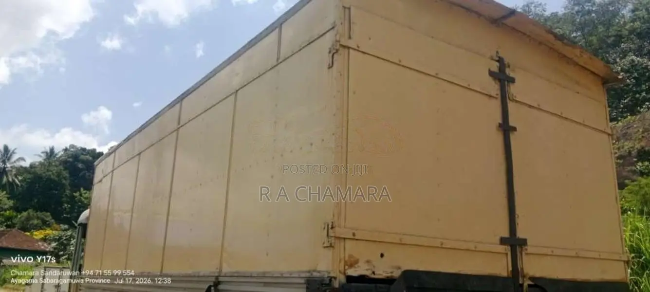 Ashok-Leyland Comet 1998 Lorry (Used)