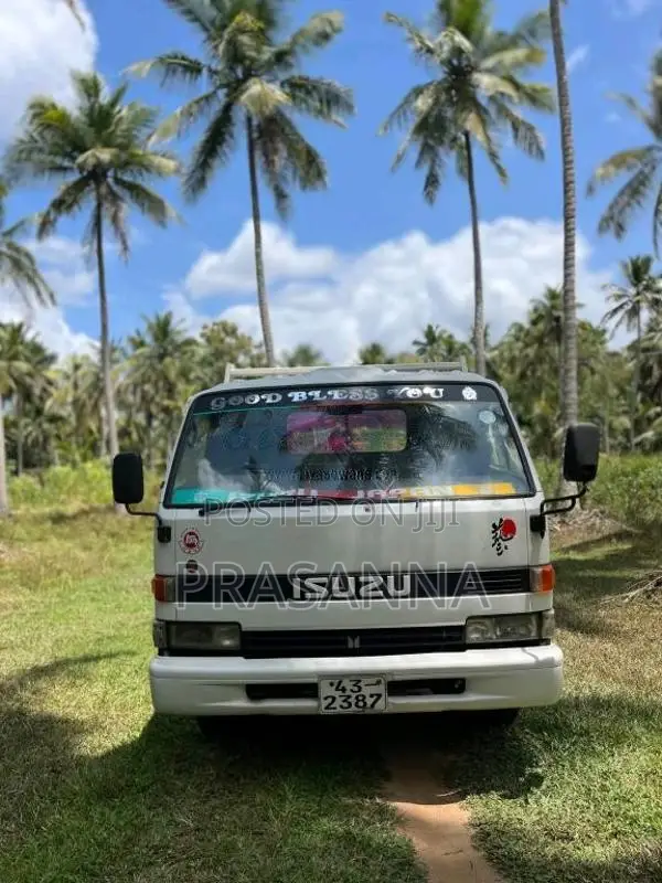 Isuzu 12.5 1993 Lorry (Used)
