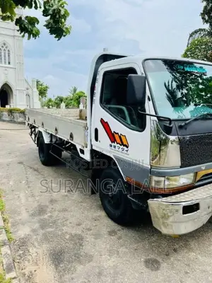 Mitsubishi Canter 2000 Lorry (Used)