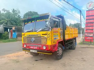 Ashok-Leyland Tipper 2005 Lorry (Used)