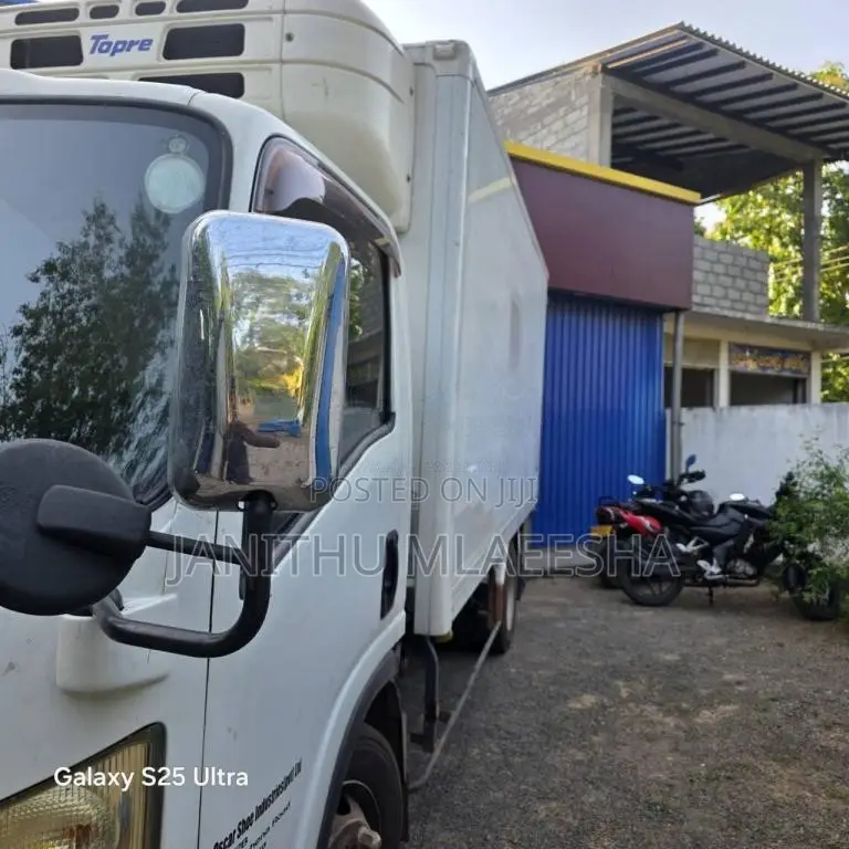 Isuzu NPR 85 2015 Lorry (Used)