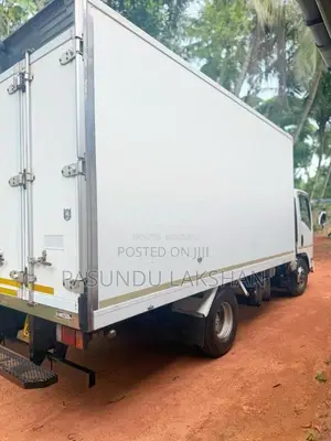 Isuzu Freezer 2014 Lorry (Used)