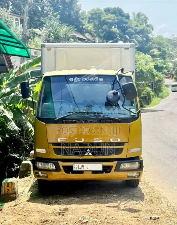 Mitsubishi Fuso Fighter Japan 2007 Lorry (Used)