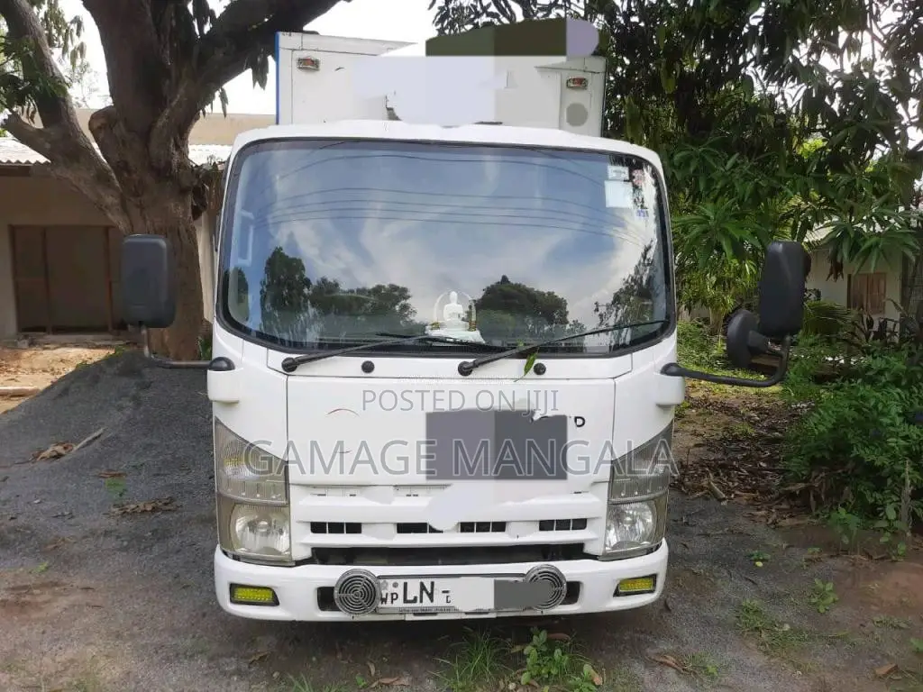 Isuzu Freezer 2008 Lorry (Used)