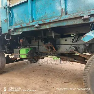 Isuzu ELF 350 TIPPER 1982 Lorry (Used)