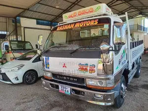 Mitsubishi Canter 1997 Lorry (Used)