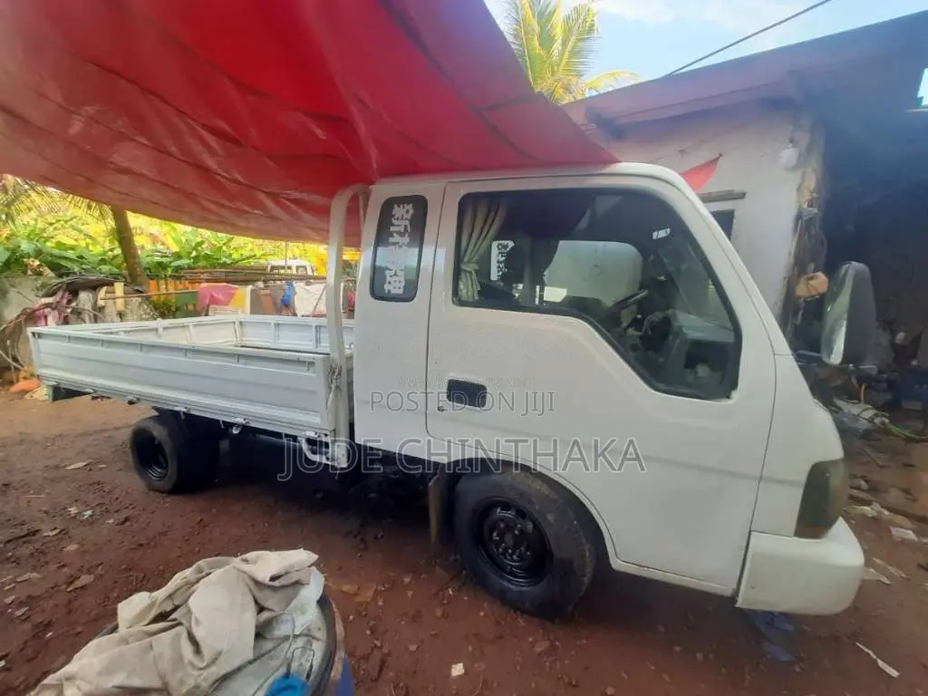 Kia K2700 2002 Lorry (Used)