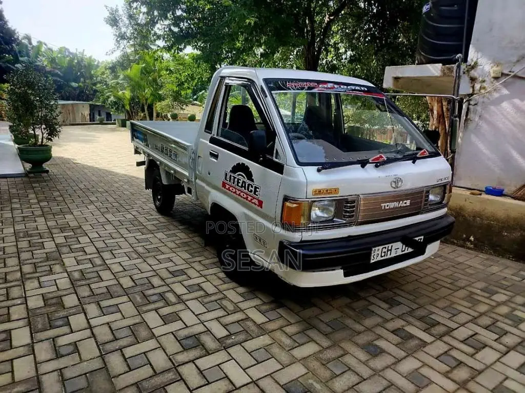 Toyota Liteace 1996 Lorry (Used)