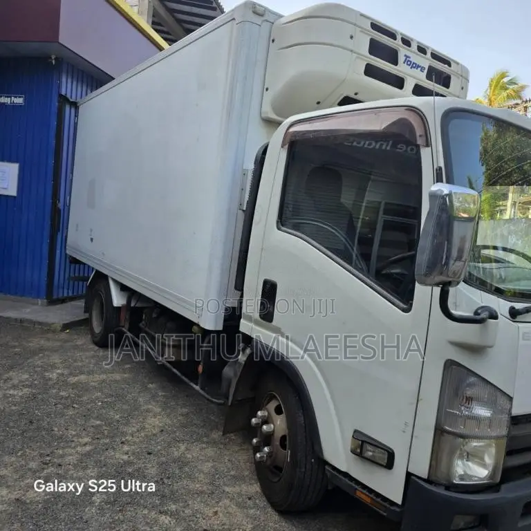 Isuzu NPR 85 2015 Lorry (Used)