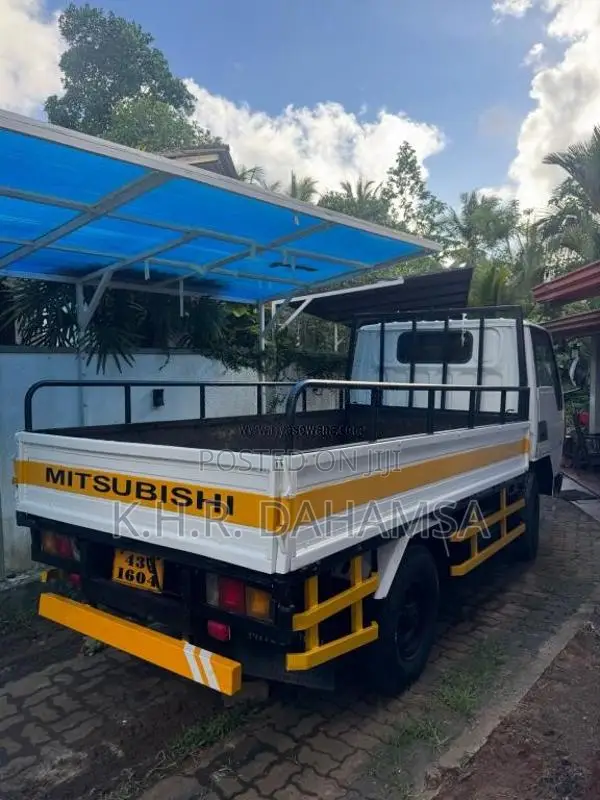 Mitsubishi Canter 1987 Lorry (Used)