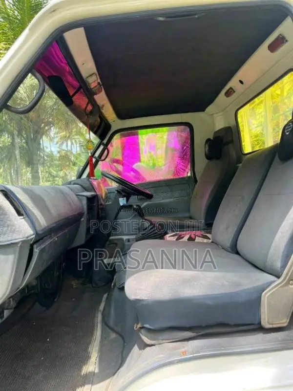 Isuzu 12.5 1993 Lorry (Used)
