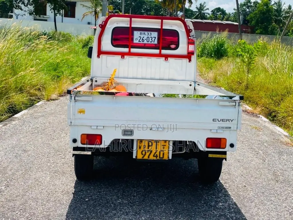 Suzuki Carry 2012 Lorry (Used)