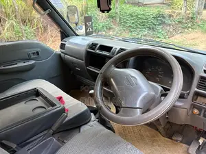 Nissan Bongo 2001 Lorry (Used)