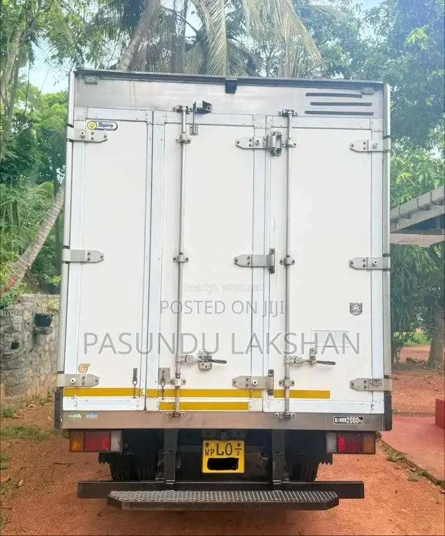 Isuzu Freezer 2014 Lorry (Used)