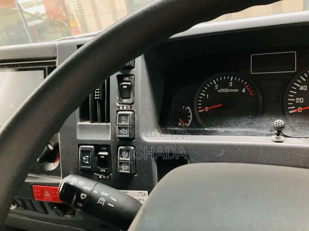 Isuzu ELF NPR85 FREEZER TRUCK 2019 Lorry (Used)