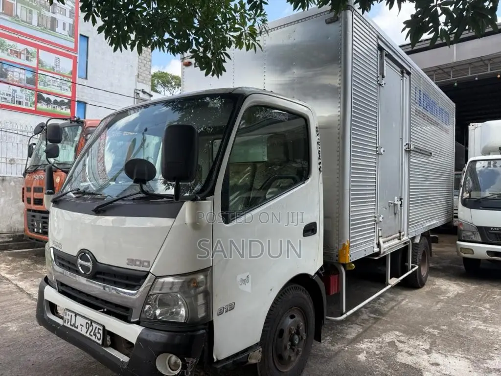 HINO Hino 2015 Lorry (Used)
