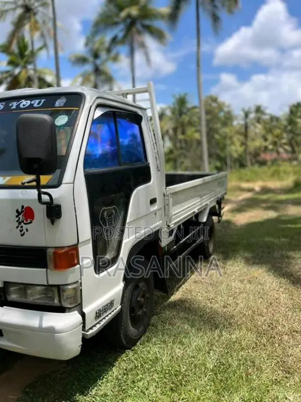 Isuzu 12.5 1993 Lorry (Used)