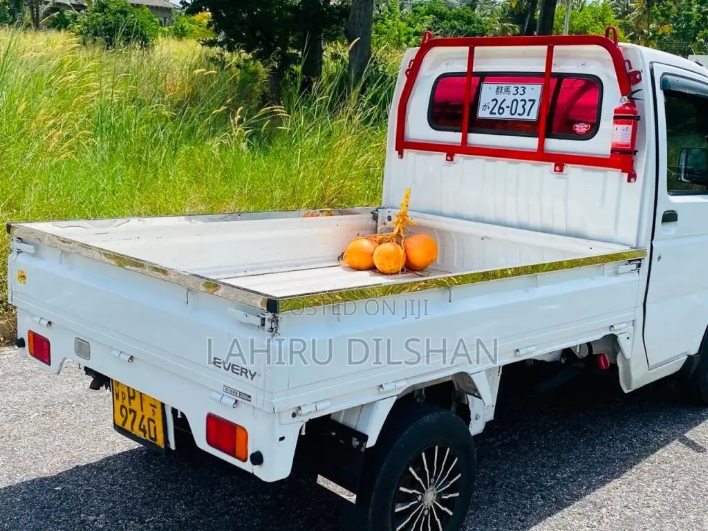 Suzuki Carry 2012 Lorry (Used)