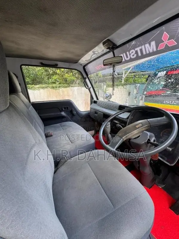 Mitsubishi Canter 1987 Lorry (Used)