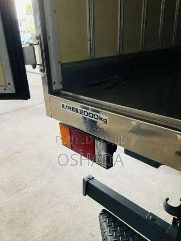Isuzu ELF NPR85 FREEZER TRUCK 2019 Lorry (Used)