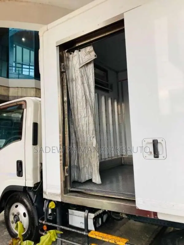Isuzu ELF NPR88 FREEZER TRUCK 2019 Lorry (Used)