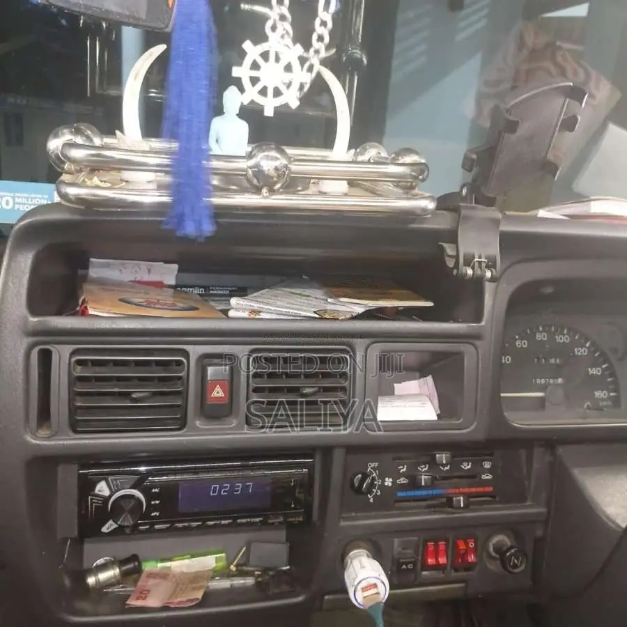Nissan Vanette 1999 Lorry (Used)