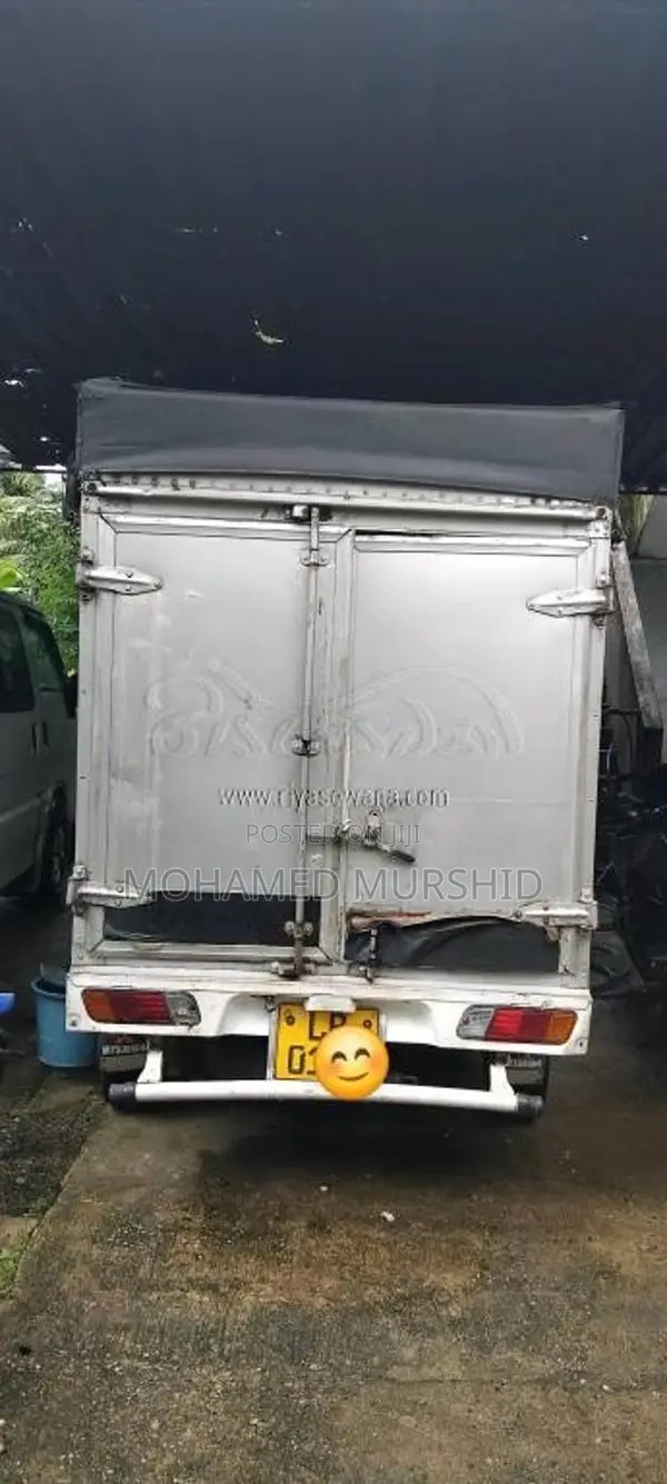 Mitsubishi U61T 2006 Lorry (Used)
