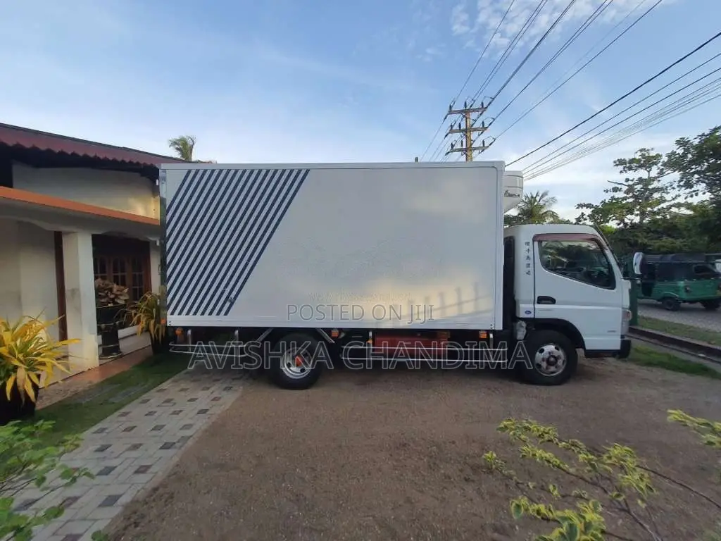 Mitsubishi Fuso 2011 Lorry (Used)