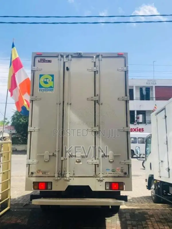 Isuzu ELF NMR85 ALUMINUM BODY TRUCK 2016 Lorry (Used)