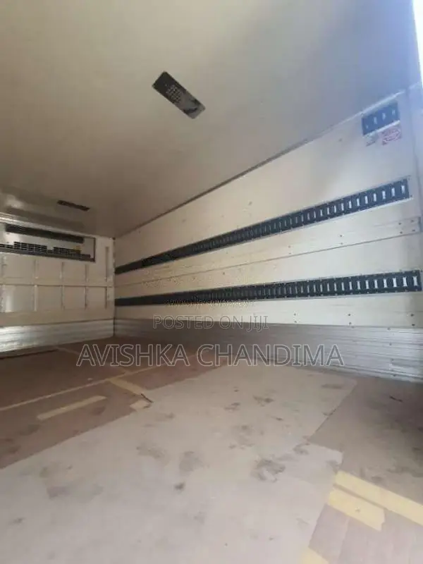 Mitsubishi Fuso 2011 Lorry (Used)