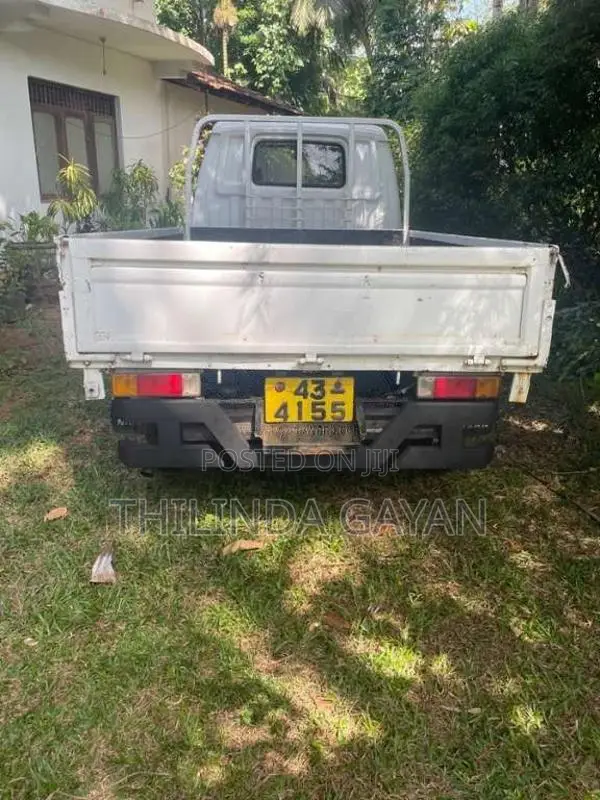 Nissan Vanette 1992 Lorry (Used)