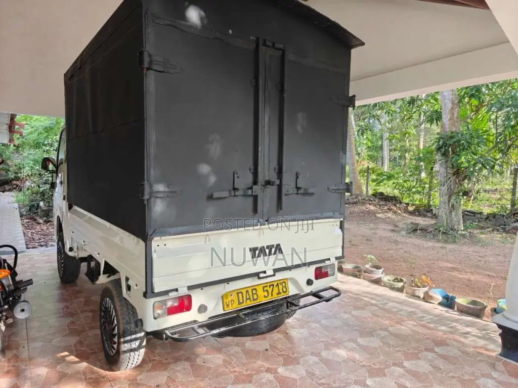 Tata Dimo Batta Ex2 2015 Lorry (Used)