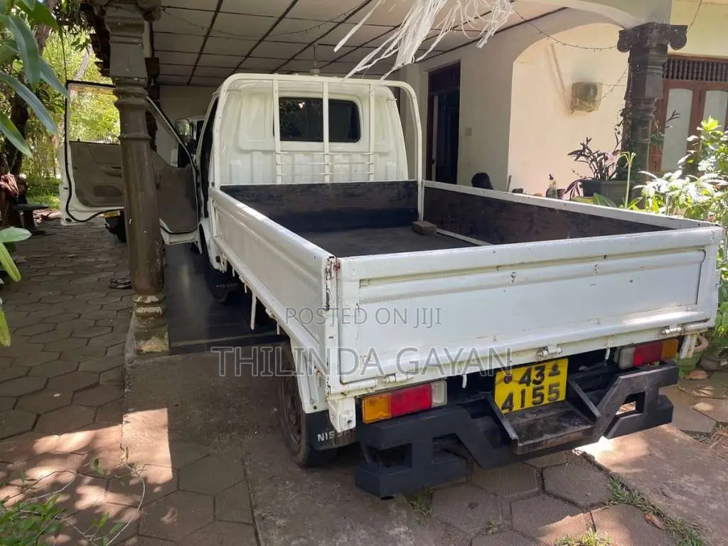 Nissan Vanette 1992 Lorry (Used)