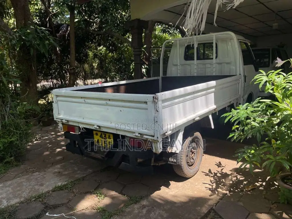 Nissan Vanette 1992 Lorry (Used)