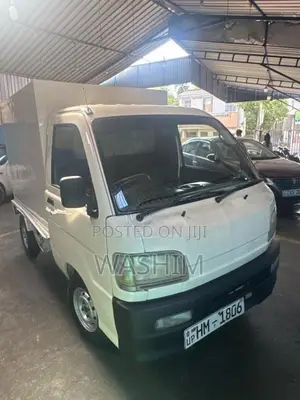 Daihatsu Freezer 2003 Lorry (Used)