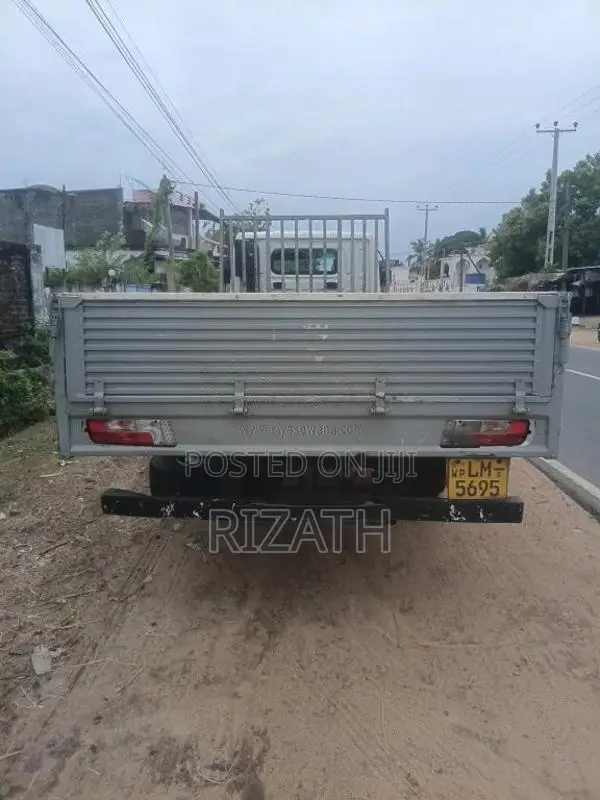 Tata ULTRA 812 2016 Lorry (Used)