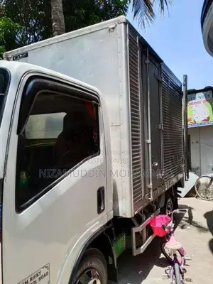 Isuzu Isuzu 2018 Lorry (Used)